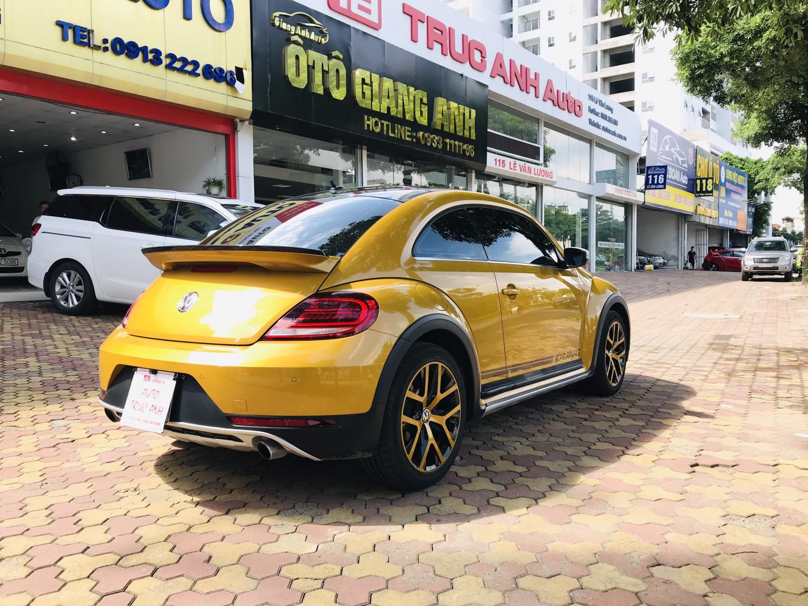 Volkswagen Beetle Beetle Dune 2017 - Bán Volkswagen Beetle Beetle Dune 2018, màu vàng