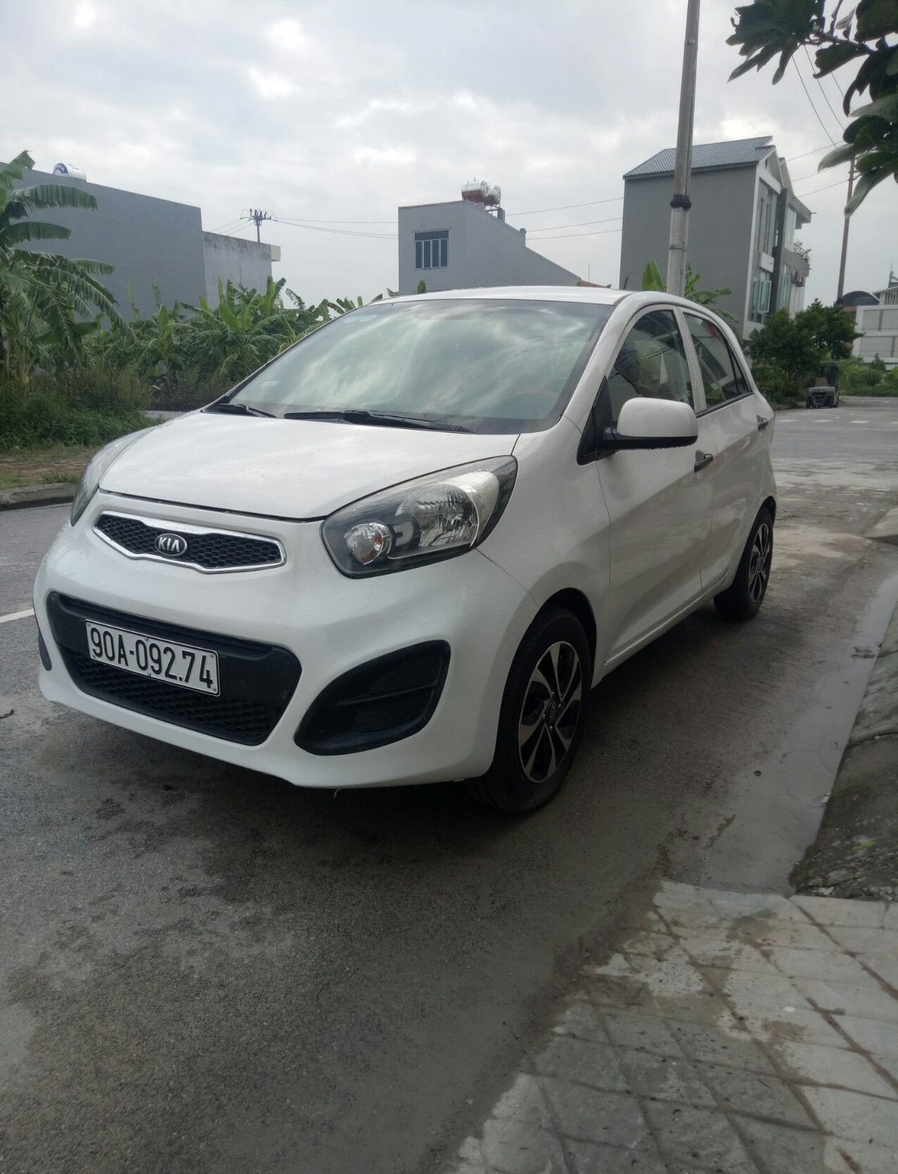 Kia Morning Sx 2013 - Bán Kia Morning Sx sản xuất 2013, màu trắng chính chủ, giá tốt