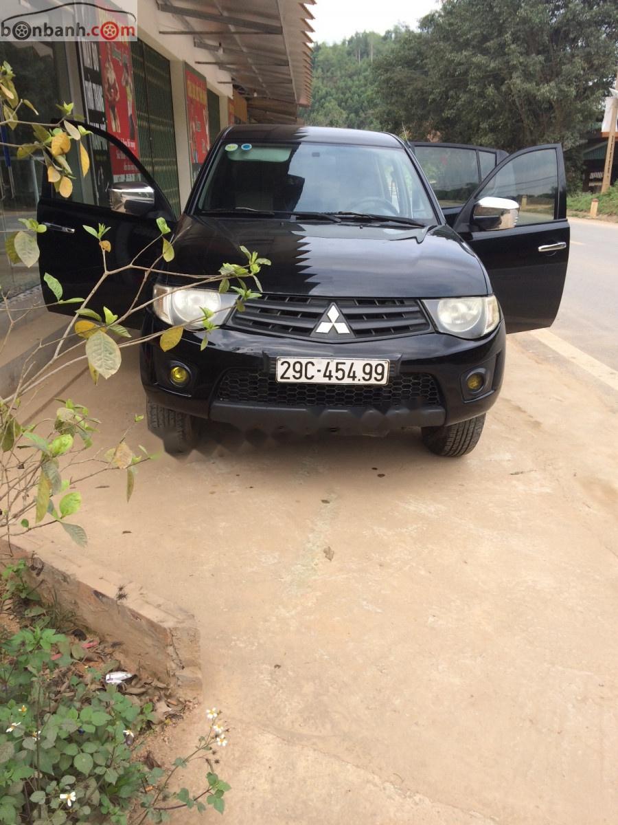 Mitsubishi Triton 2010 - Bán Mitsubishi Triton đời 2010, màu đen, nhập khẩu  