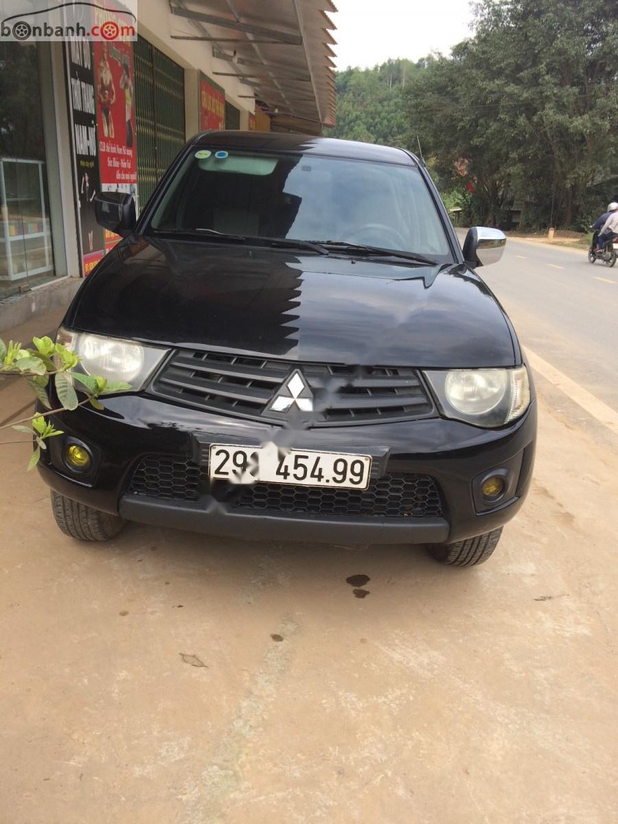 Mitsubishi Triton 2010 - Bán Mitsubishi Triton đời 2010, màu đen, nhập khẩu  