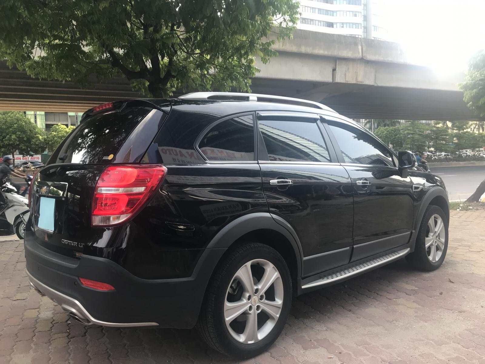 Chevrolet Captiva LTZ 2014 - Bán Chevrolet Captiva LTZ năm 2014, màu đen