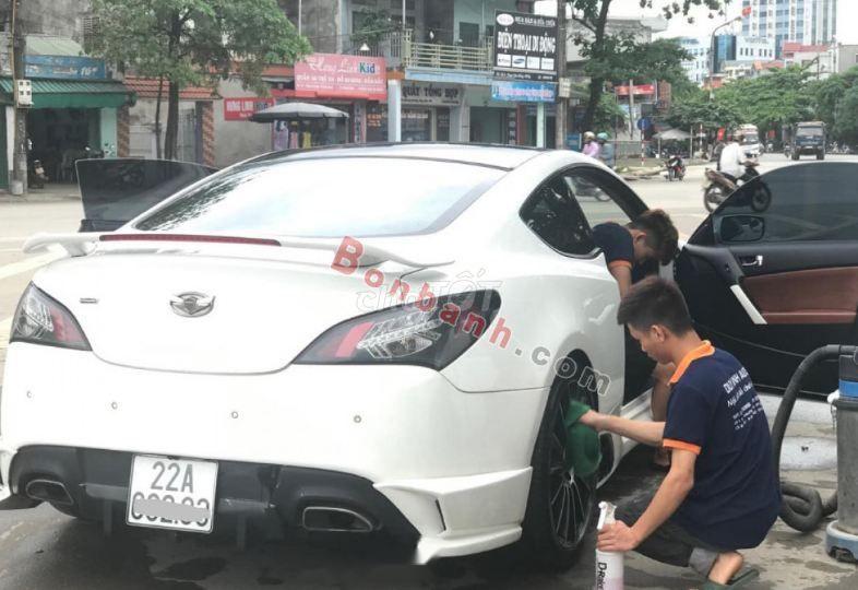 Hyundai Genesis 2010 - Chính chủ bán Hyundai Genesis 2.0 AT 2010, màu trắng