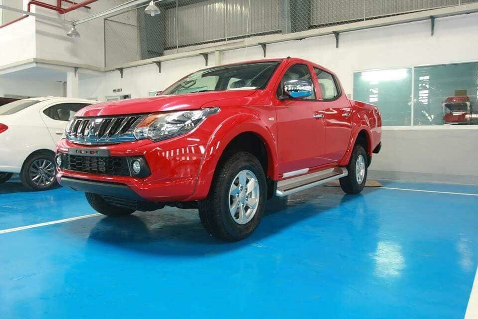 Mitsubishi Triton 2019 - Cần bán xe Mitsubishi Triton Triton 4.2 AT 2019 sản xuất 2019, màu đỏ, nhập khẩu nguyên chiếc, 556tr