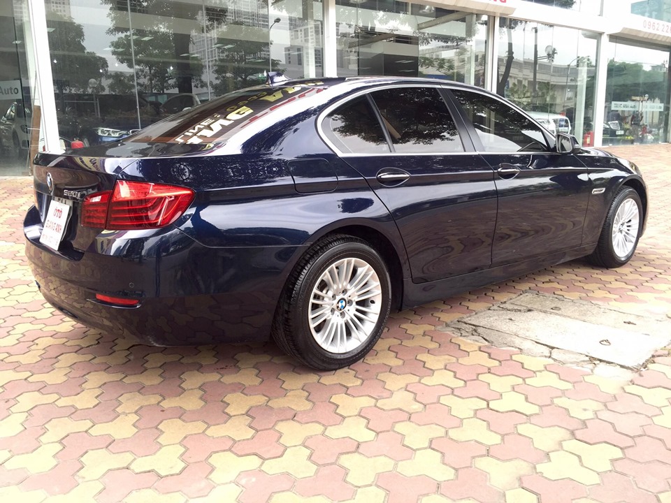 BMW 5 Series 2014 - Bán xe BMW 520i đời 2014, màu xanh lam, xe nhập