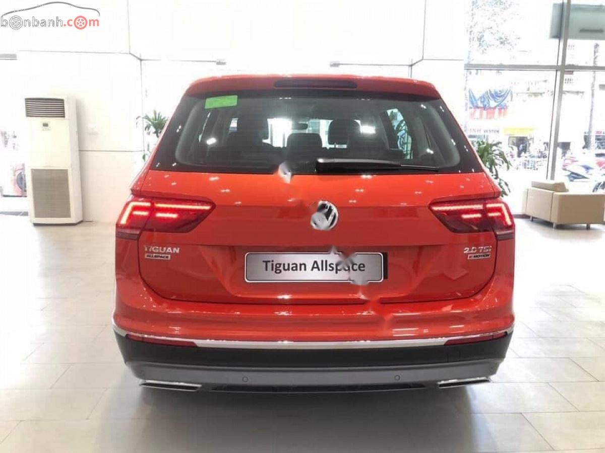 Volkswagen Tiguan Allspace 2018 - Bán Volkswagen Tiguan Allspace sản xuất năm 2018, màu đỏ, nhập khẩu