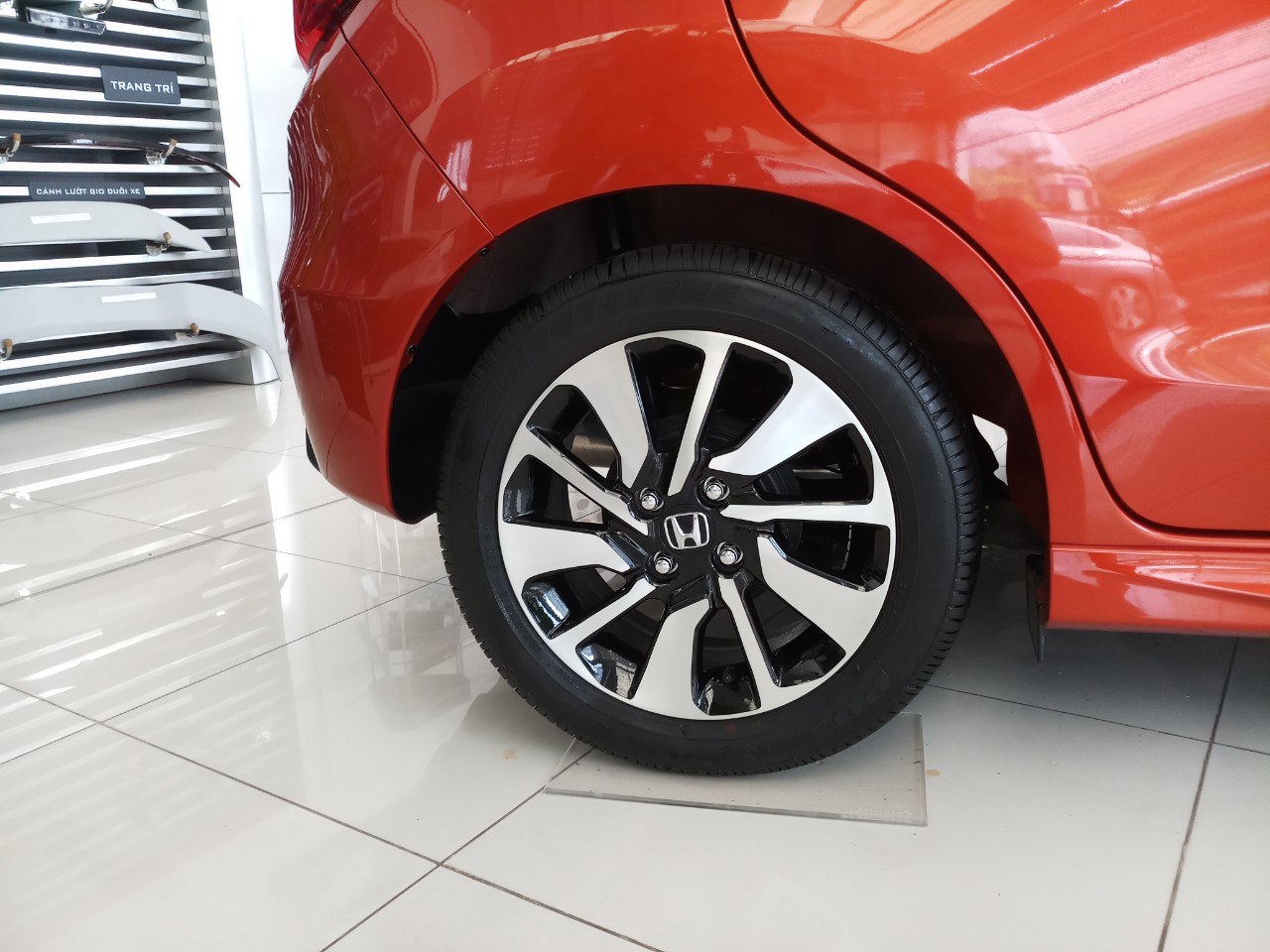 Honda Brio OP1 2019 - Honda Mỹ Đình bán Honda Brio OP1 màu cam nóc đen năm 2019 nhập khẩu, giá tốt. LH: 0964 0999 26 