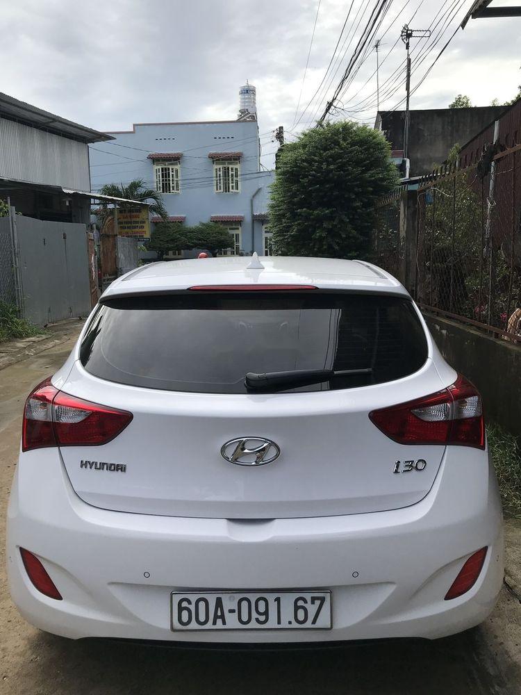 Hyundai i30   2013 - Bán Hyundai i30 sản xuất 2013, màu trắng, nhập khẩu