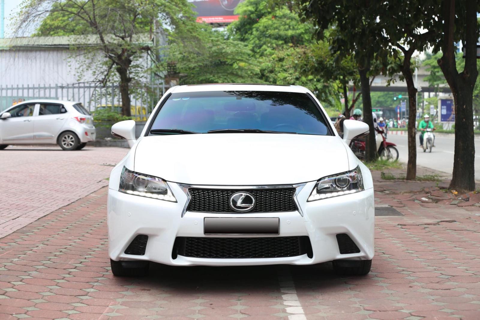 Lexus GS 2012 - Bán xe Lexus GS đăng ký lần đầu 2012, màu trắng, nhập khẩu nguyên chiếc, giá chỉ 2 tỷ 200 triệu đồng