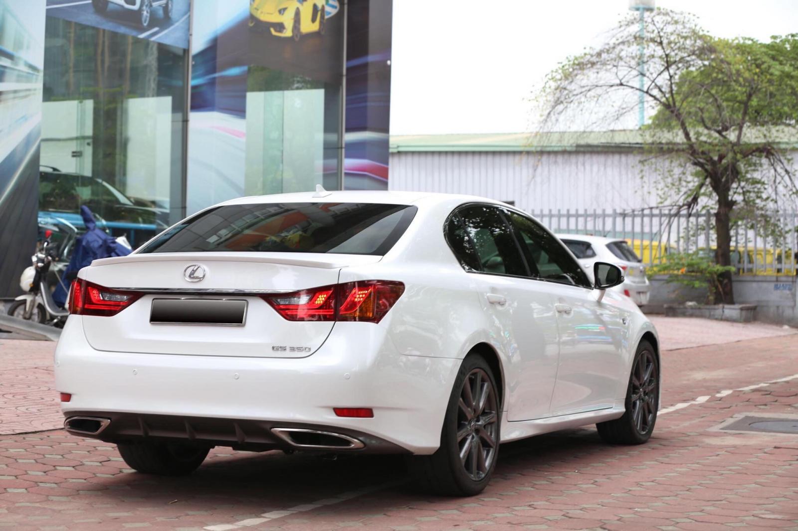 Lexus GS 2012 - Bán xe Lexus GS đăng ký lần đầu 2012, màu trắng, nhập khẩu nguyên chiếc, giá chỉ 2 tỷ 200 triệu đồng