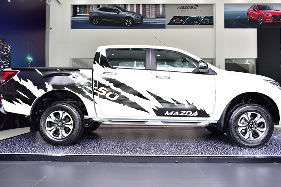 Mazda BT 50 2019 - BT50 2019 New nhập khẩu Thái Lan - Trả trước 168tr tặng BHVC