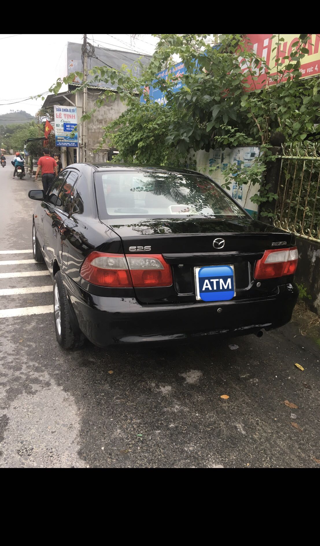 Mazda 626 2001 - Bán ô tô Mazda 626 năm 2001, màu đen còn mới giá tốt 155 triệu đồng