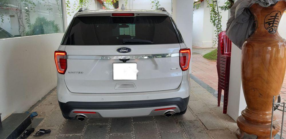 Ford Explorer 2016 - Bán Ford Explorer sản xuất năm 2016, màu trắng, nhập khẩu 