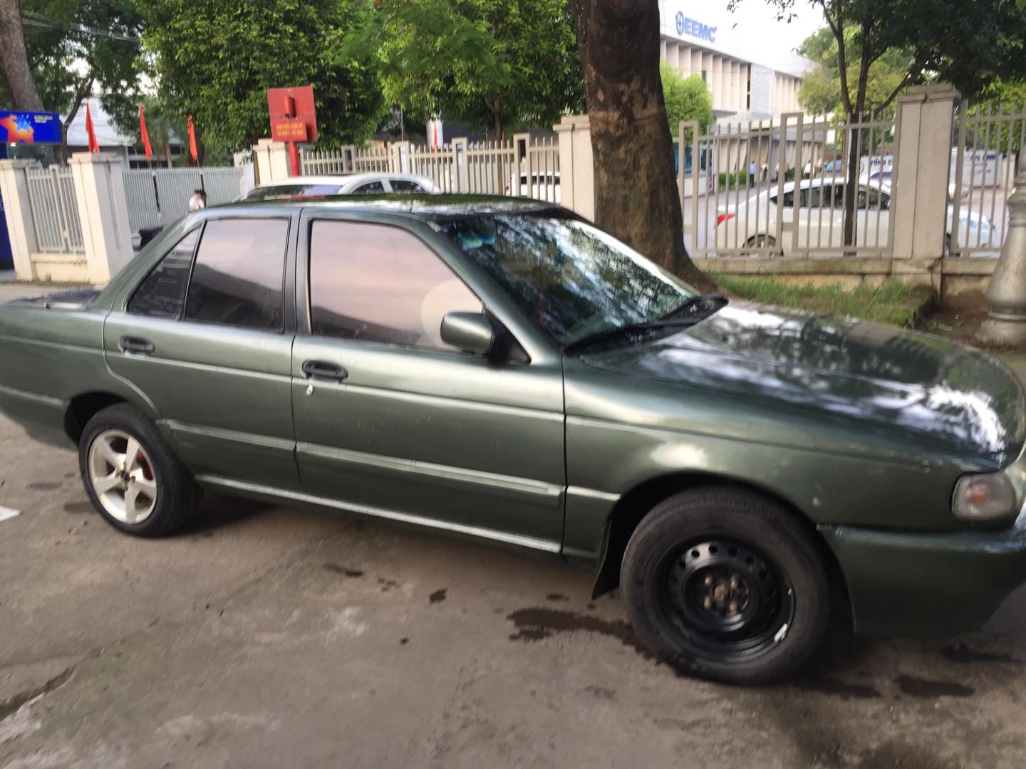 Nissan Sunny 1992 - Bán Nissan Sunny 1.6L 1992