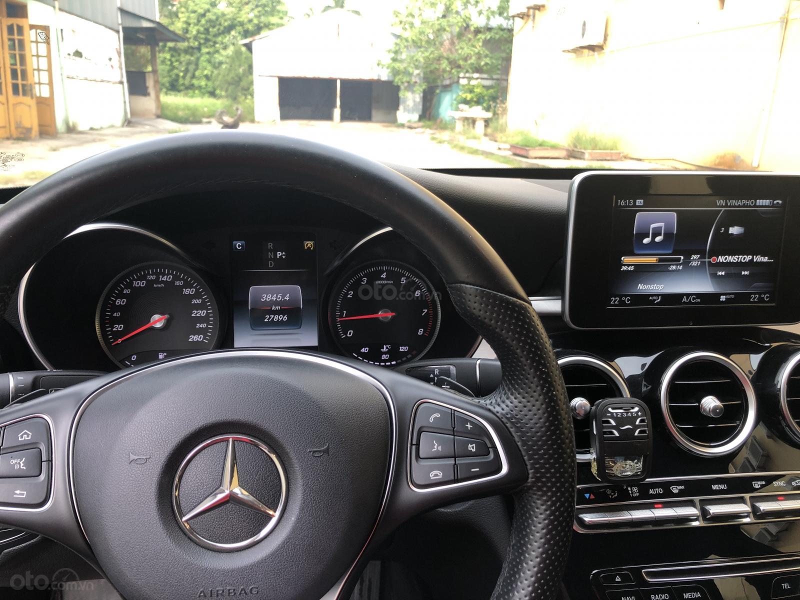 Mercedes-Benz C class 2015 - Do muốn lên đời bán xe nên chính chủ cần bán xe