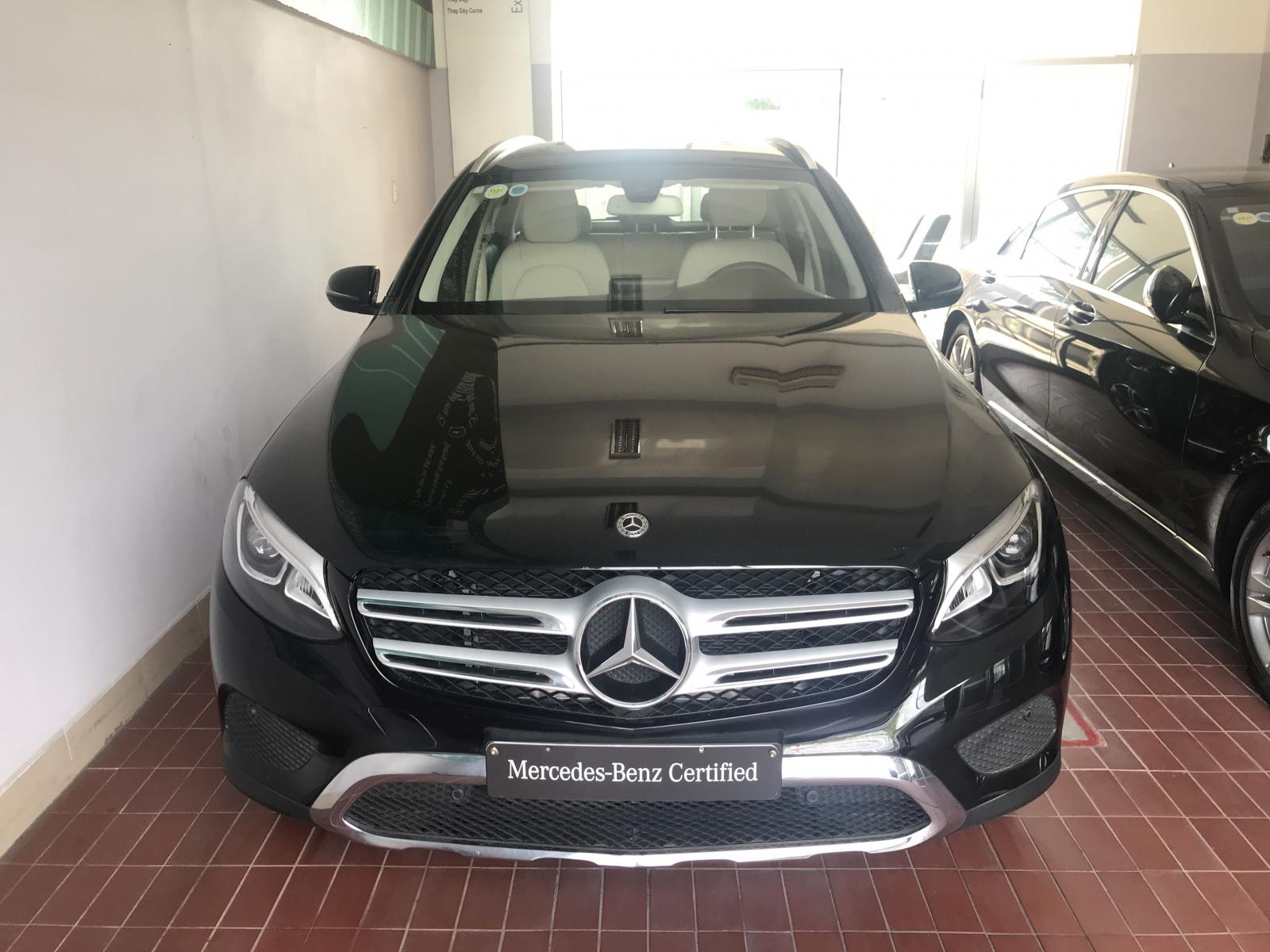 Mercedes-Benz GLC-Class 2018 - Bán GLC200 2018 xe đi cực ít, giá cực tốt