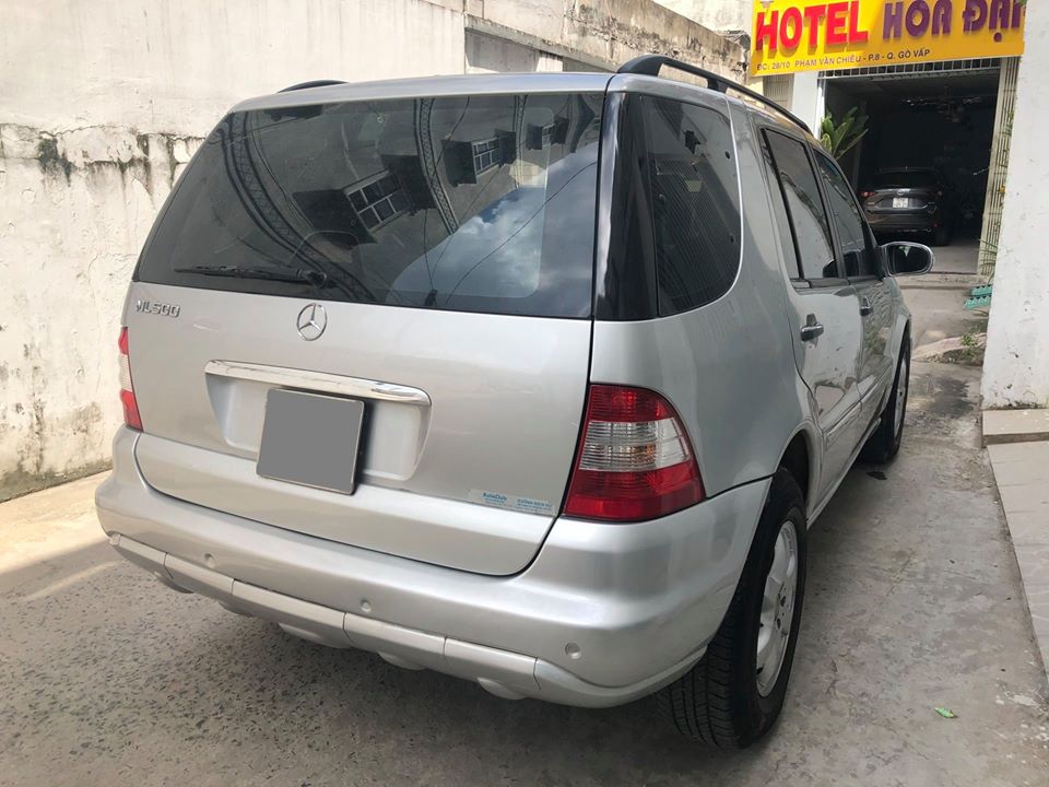 Mercedes-Benz ML Class 2003 - Bán Mercedes ML500 tự động 2003, ĐK 2007 màu bạc
