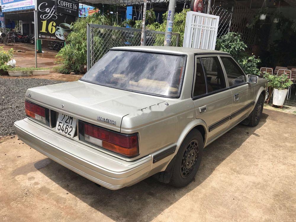 Nissan Maxima   1986 - Cần bán xe Nissan Maxima năm 1986, xe nhập