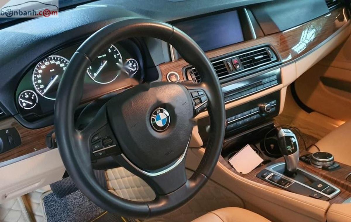 BMW 5 Series 520i 2016 - Bán BMW 5 Series 520i sản xuất 2016, màu đen, nhập khẩu