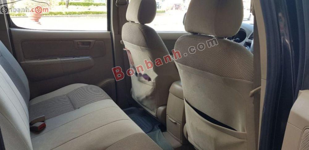 Toyota Hilux 2009 - Bán xe Toyota Hilux 3.0G 4x4 MT đời 2009, màu đen