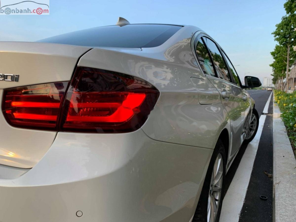 BMW 3 Series   2014 - Bán BMW 320i đời 2014, màu trắng, nhập khẩu  