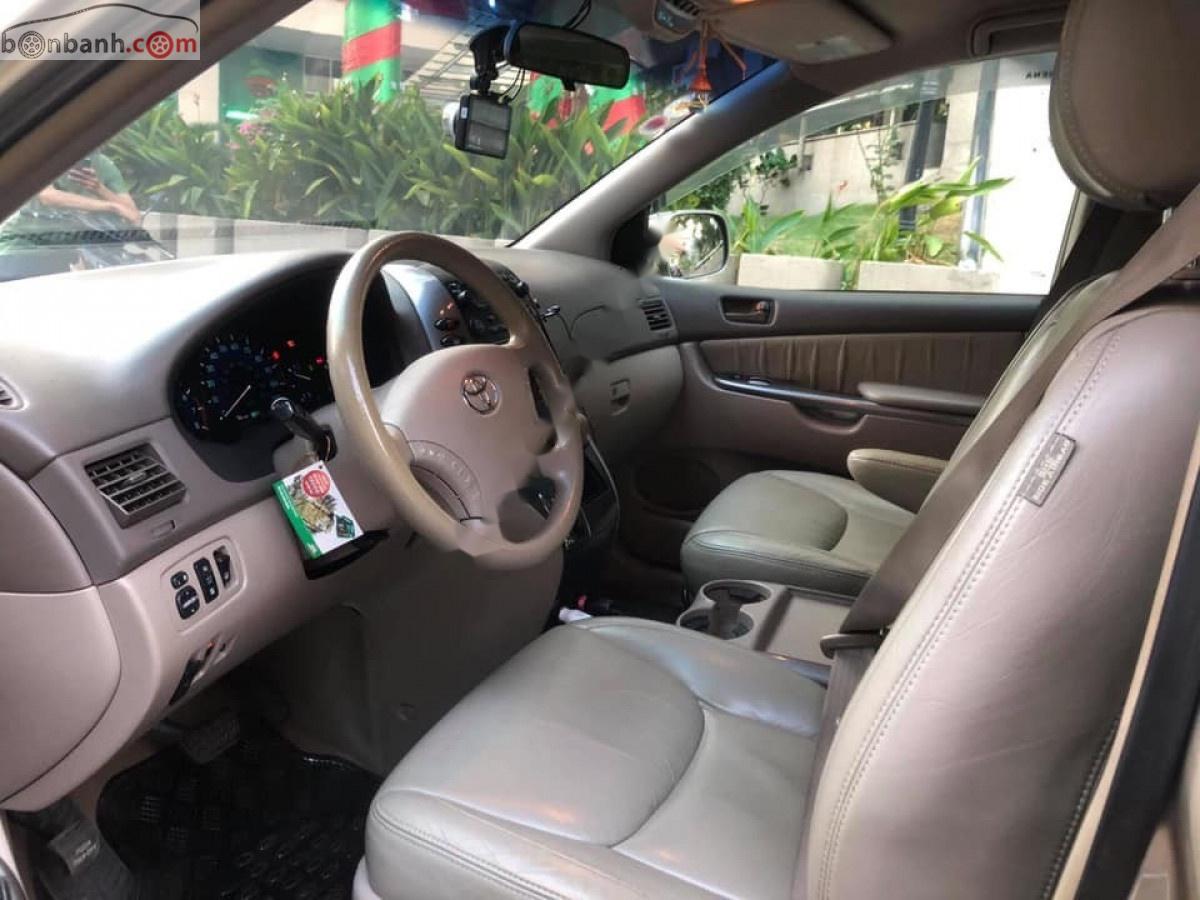 Toyota Sienna 2008 - Gia đình bán xe Toyota Sienna sản xuất 2008, màu vàng, xe nhập