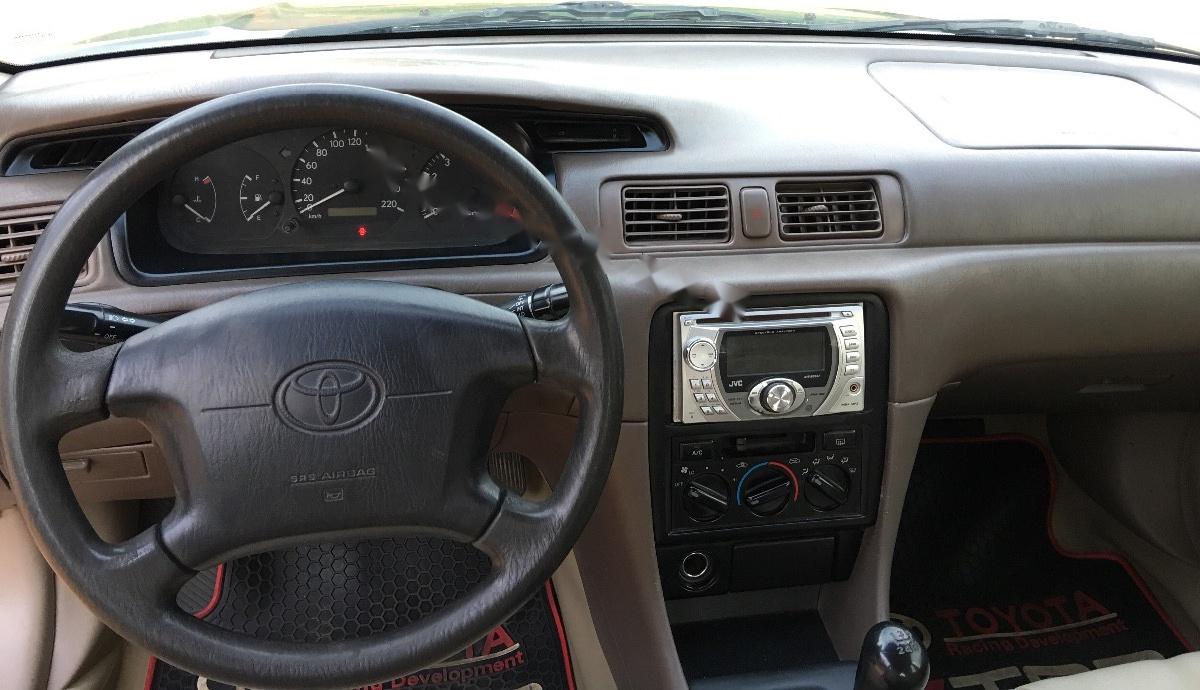 Toyota Camry   1998 - Cần bán Toyota Camry đời 1998, 172 triệu