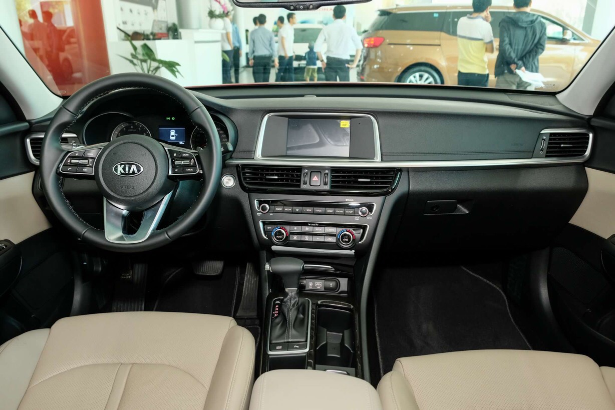 Kia Optima 2019 - Kia Optima chiếc xe của sự sang trọng, tiện nghi, hiện đại hỗ trợ bank 85%