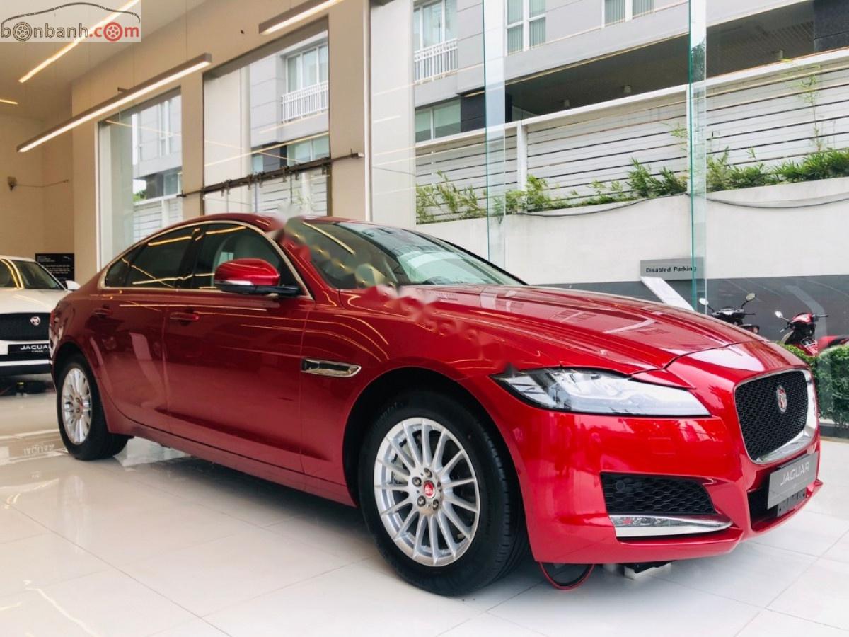 Jaguar XF 2018 - Bán xe Jaguar XF sản xuất năm 2018, màu đỏ, nhập khẩu nguyên chiếc