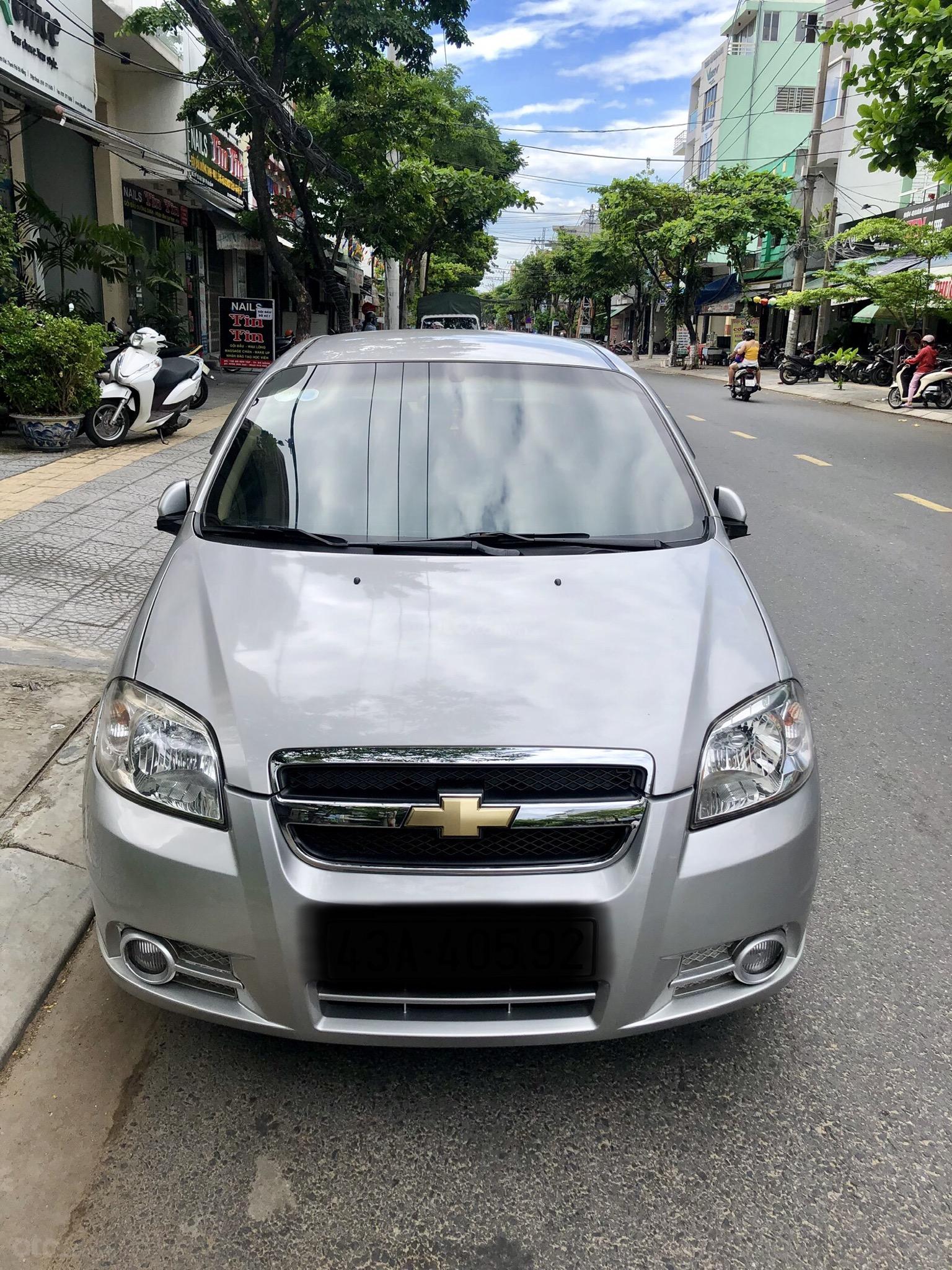 Chevrolet Aveo 2011 - Bán Chevrolet Aveo đời 2011, màu xám xe gia đình