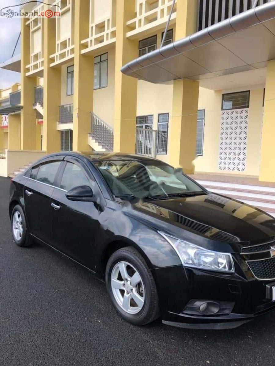 Chevrolet Cruze LTZ 1.8 AT 2011 - Bán xe Chevrolet Cruze LTZ 1.8 AT năm 2011, màu đen số tự động