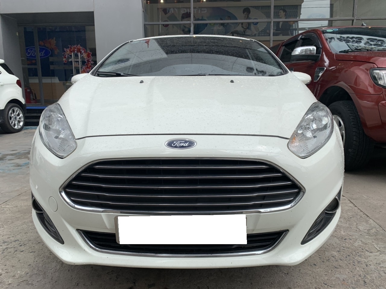 Ford Fiesta Sport 1.5L 2014 - Bán xe Ford Fiesta Sport 1.5L đời 2014, màu trắng, giá tốt