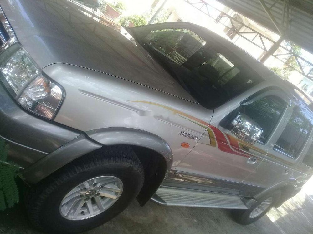 Ford Everest 2006 - Bán xe Ford Everest đời 2006, màu ghi vàng, xe nhập