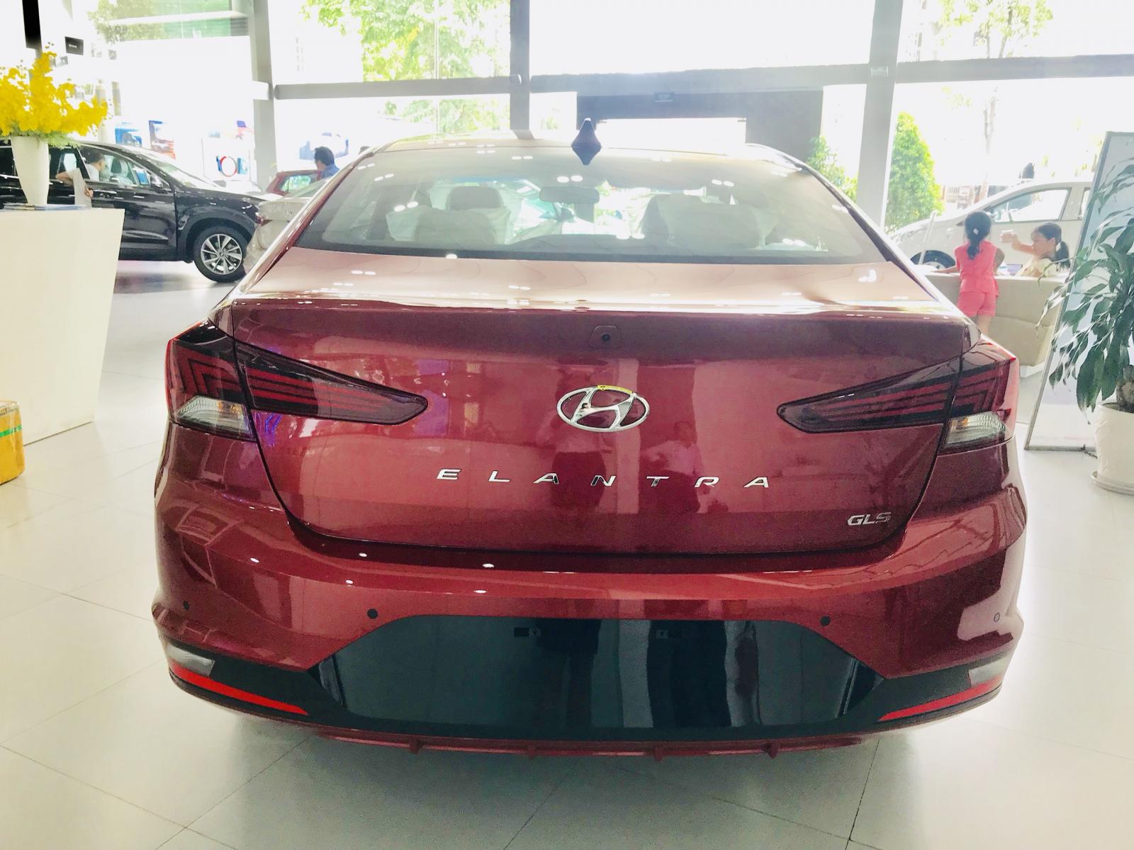 Hyundai Elantra 2019 - Giao xe ngay chỉ 150 triệu, lợi xăng số 1, khuyến mãi khủng, hotline: 0974064605