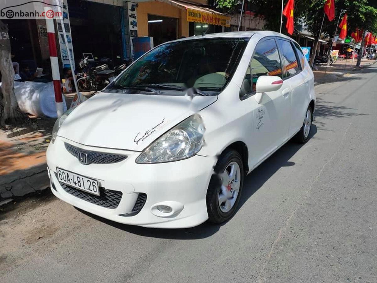 Honda Jazz 1.5 AT 2007 - Bán Honda Jazz 1.5 AT đời 2007, màu trắng, xe nhập