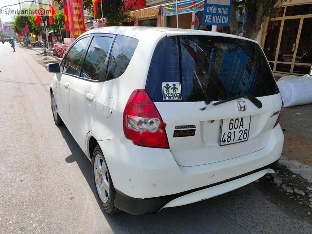 Honda Jazz 1.5 AT 2007 - Bán Honda Jazz 1.5 AT đời 2007, màu trắng, xe nhập