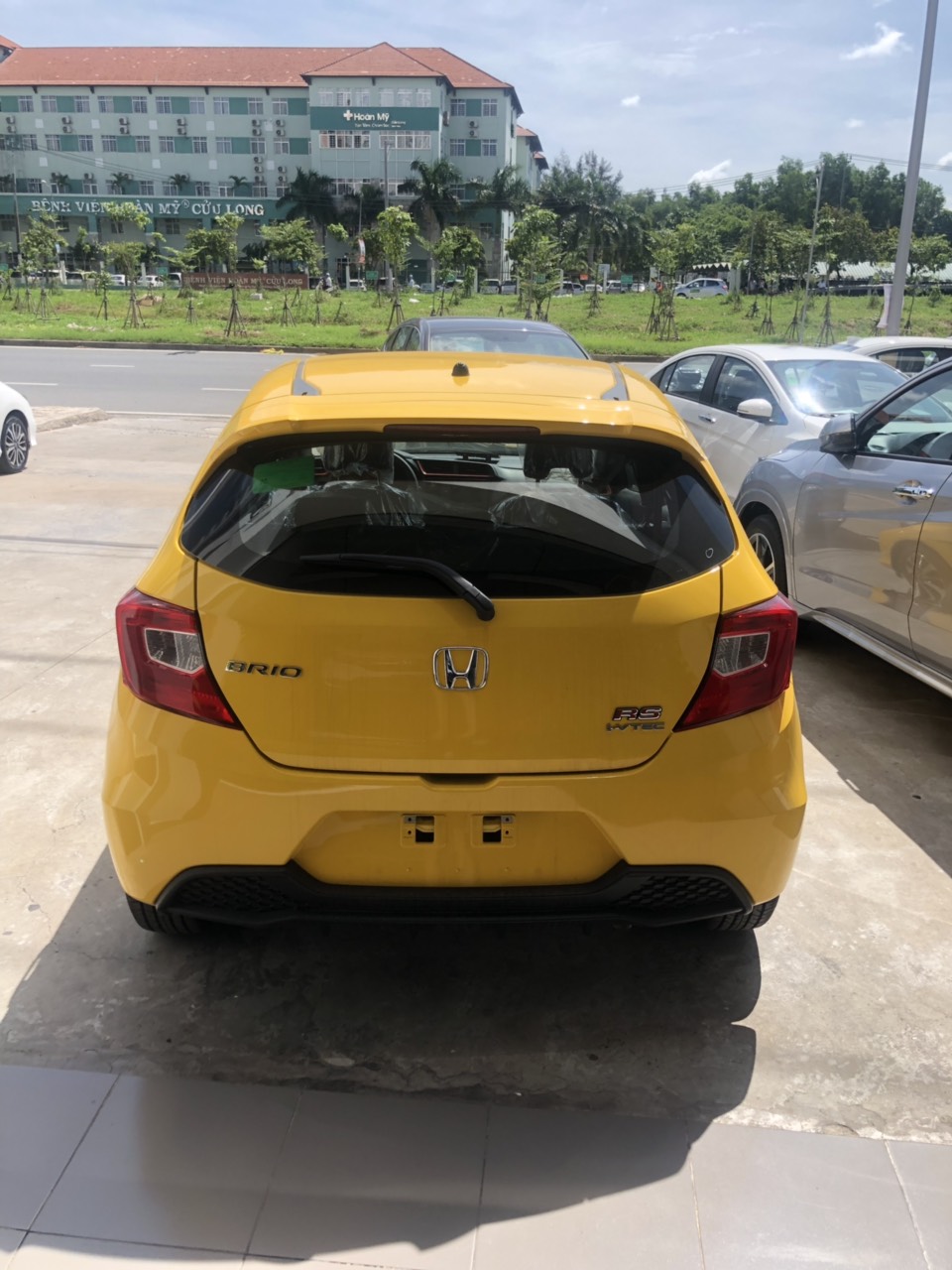 Honda Brio 2019 - Bán Honda Brio 2019, 4 chỗ, số tự động, nhập Indo, khuyến mãi hấp dẫn, chỉ 140 triệu lấy xe ngay