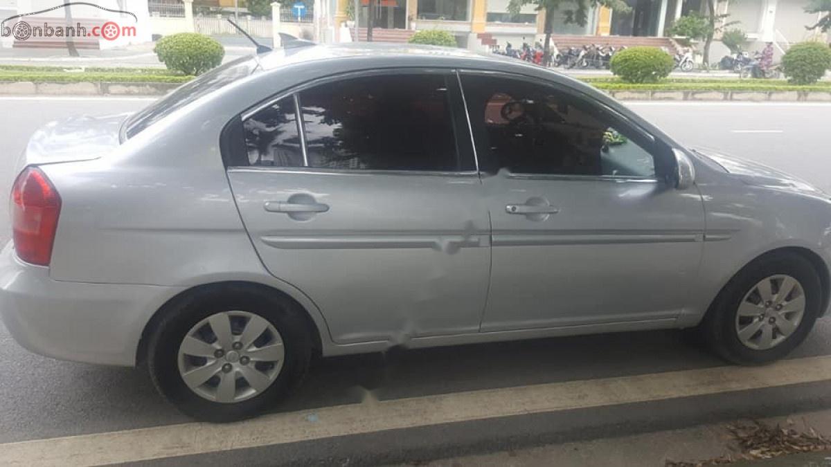 Hyundai Verna 1.4 AT 2008 - Cần bán xe cũ Hyundai Verna 1.4 AT 2008, màu bạc, nhập khẩu nguyên chiếc