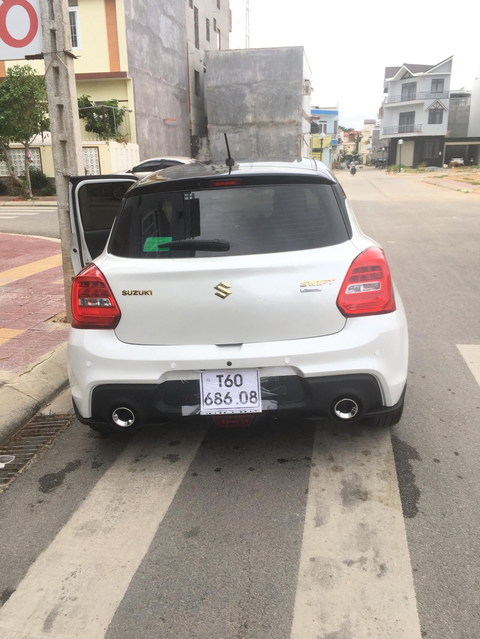 Suzuki Swift 2019 - Bán Suzuki Swift 2019 - Ưu đãi cực lớn trong tháng 9 - Quà ngập xe