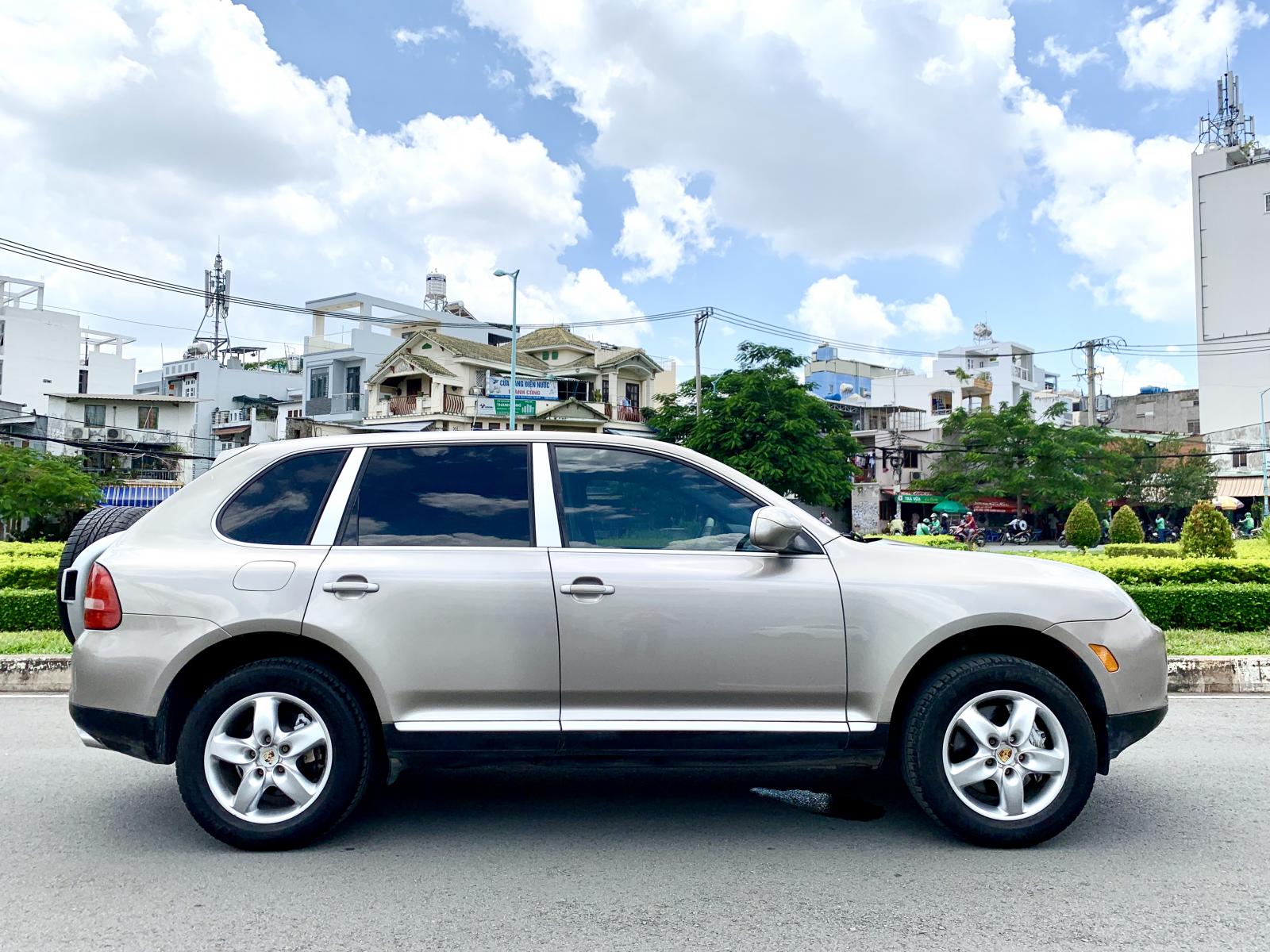 Porsche Cayenne 2007 - Bán Porsche Cayenne nhập mới 2007, hàng hiếm, có bánh sơ cua treo, full đồ chơi cao