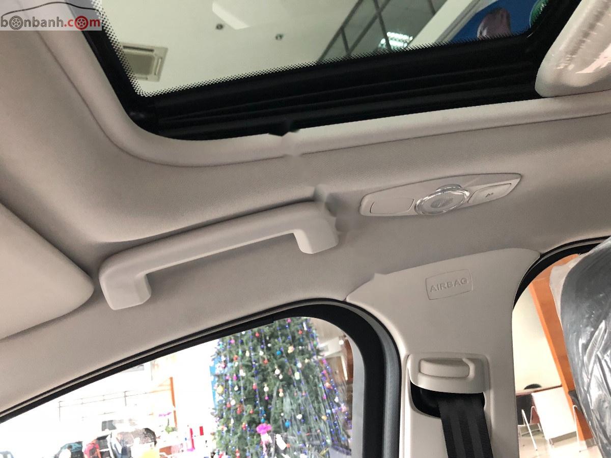 Ford Focus Titanium 1.5L 2019 - Bán Ford Focus Titanium 1.5L 2019, màu trắng