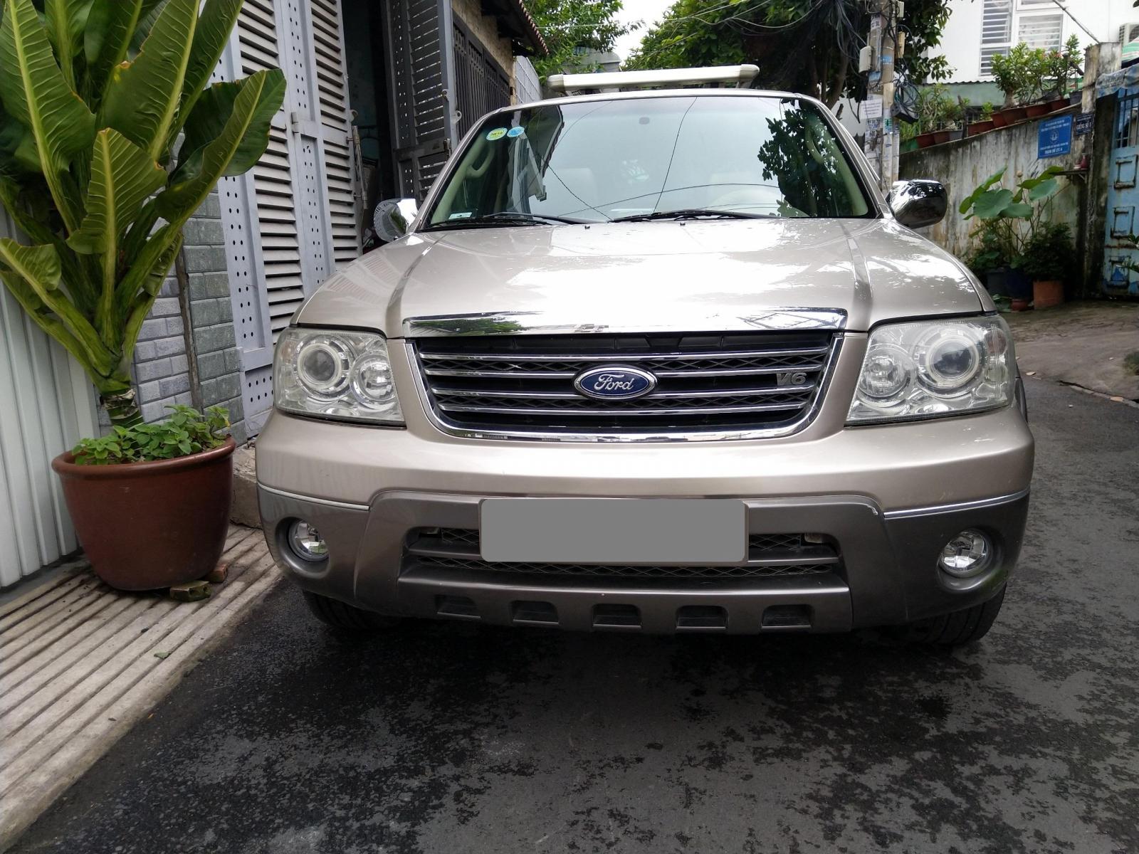 Ford Escape 2007 - Cần bán con Escape 2007 màu bạc, số tự động, xe nhà chính chủ