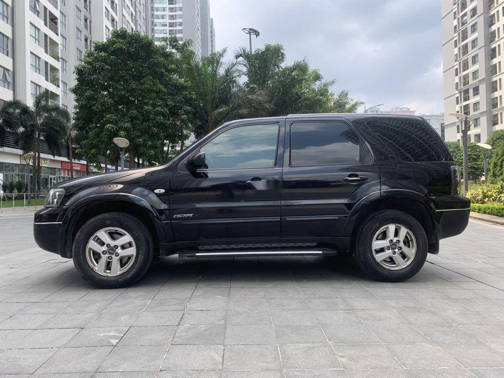 Ford Escape 2008 - Cần bán gấp Ford Escape sản xuất 2008, màu đen số tự động, 268 triệu