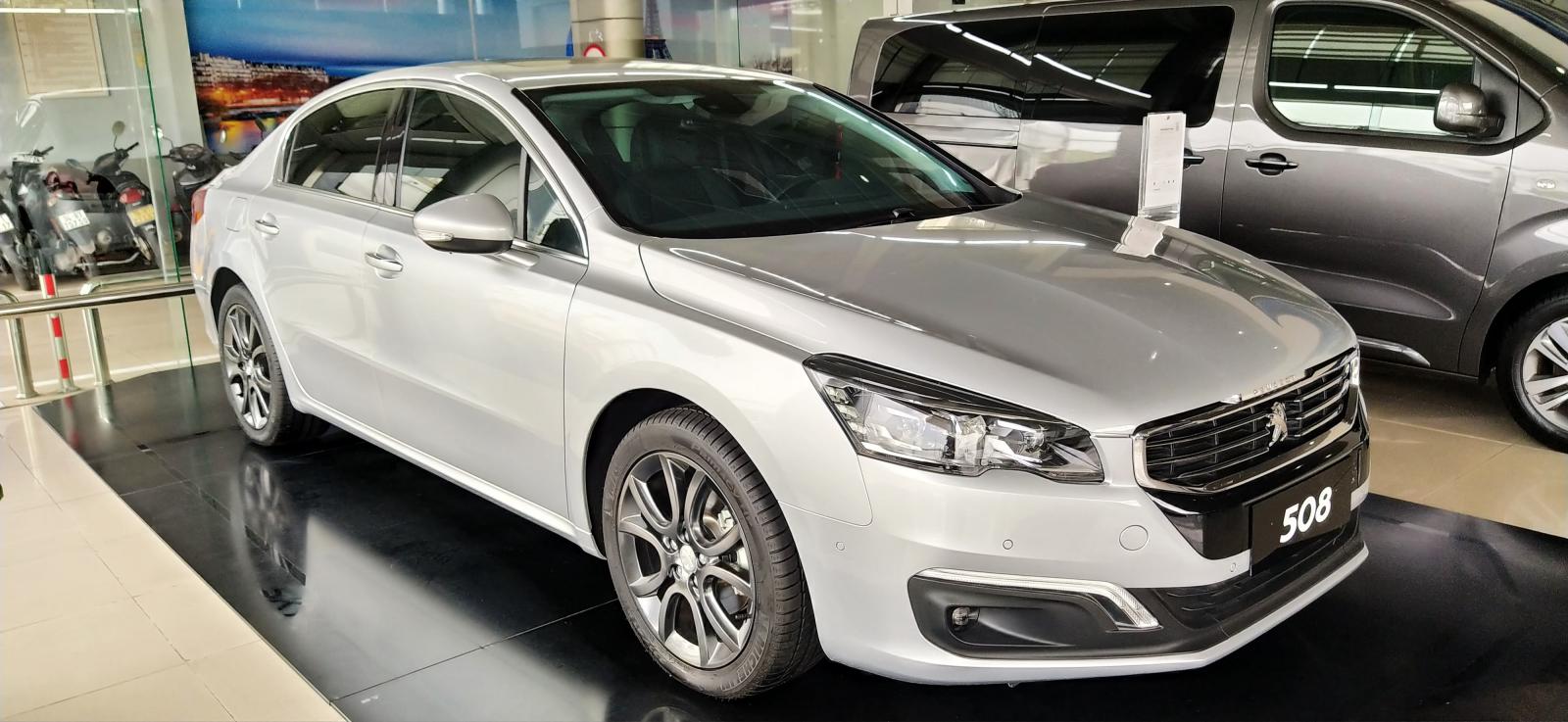 Peugeot 508 2015 - Bán ô tô Peugeot 508 đời 2015, màu bạc, nhập khẩu nguyên chiếc