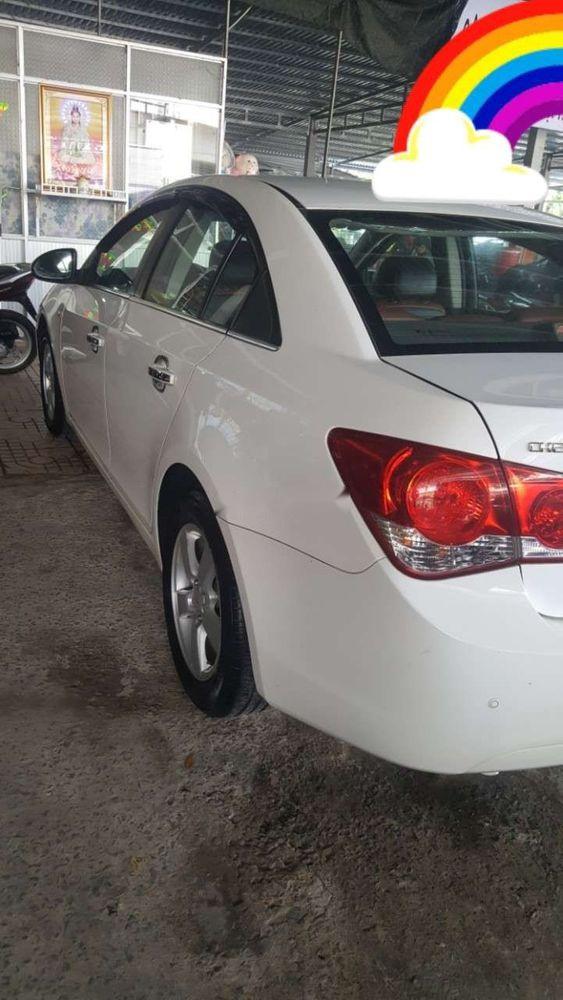 Chevrolet Cruze 2011 - Chính chủ bán xe Chevrolet Cruze 2011, màu trắng