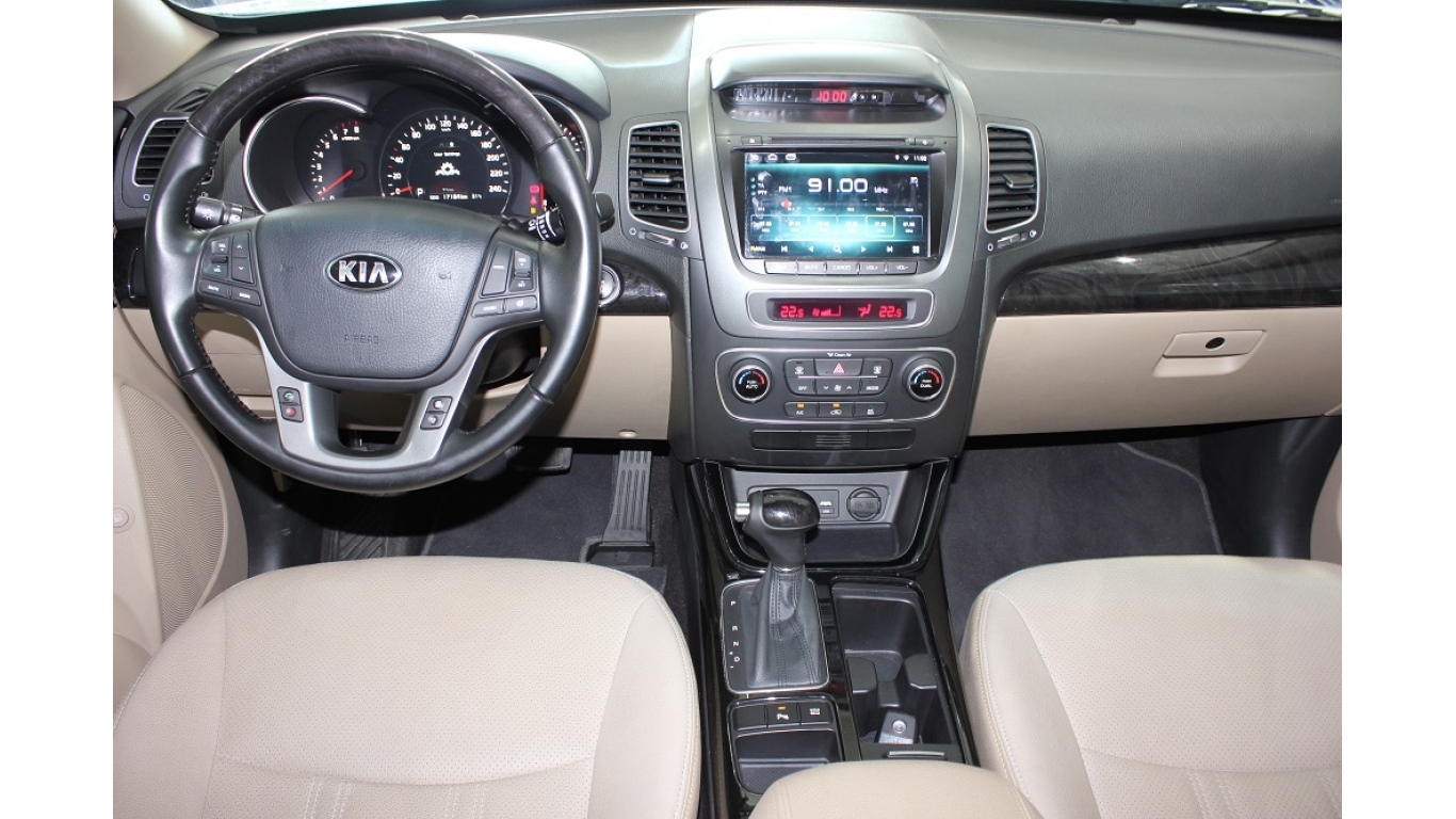 Kia Sorento 2.4 AT 2019 - Bán xe Kia Sorento 2.4 AT 2019, màu trắng, trả trước chỉ từ 267tr, hotline: 0985.190491 Ngọc