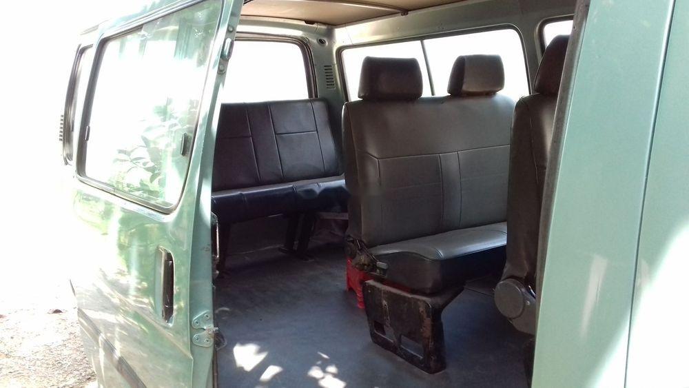 Toyota Hiace 2001 - Bán xe Toyota Hiace sản xuất năm 2001, máy êm