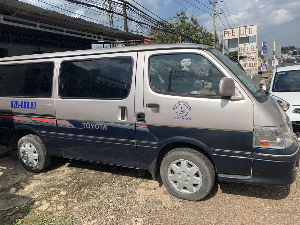 Toyota Hiace 2001 - Cần bán Toyota Hiace đời 2001, nhập khẩu nguyên chiếc, giá tốt