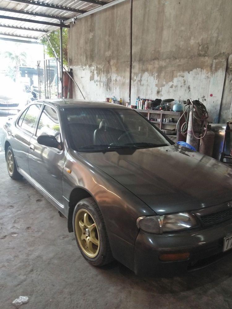 Nissan Bluebird   1994 - Bán Nissan Bluebird đời 1994, màu xám, xe nhập, giá chỉ 80 triệu