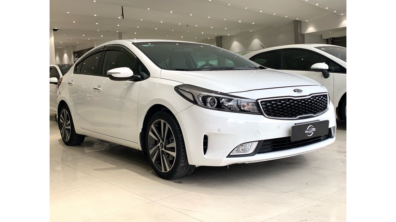 Kia Cerato 1.6 MT 2018 - Bán xe Kia Cerato 1.6 MT 2018, màu trắng, hotline: 0985.190491 Ngọc