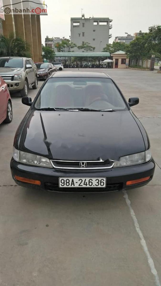 Honda Accord 1994 - Cần bán Honda Accord năm sản xuất 1994, màu đen, nhập khẩu